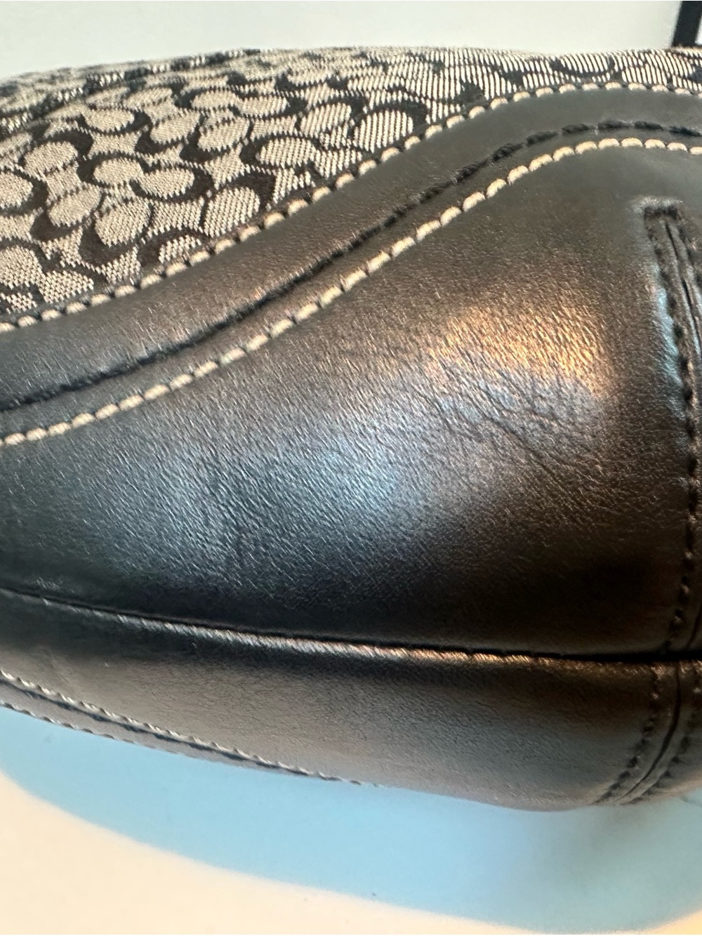 Coach Signature Y2K mini C Soho Hobo Bag in Black and Gray EUC 2007 - Picture 9 of 14